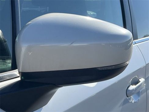 Used 2024 Subaru Ascent Premium w/ Convenience Package image 40