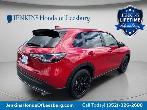 New 2027 Honda HR-V Sport image 4