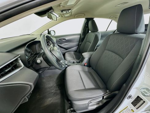 Used 2024 Toyota Corolla LE image 13