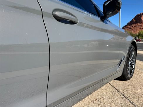 Used 2022 BMW 530e xDrive 530e xDrive w/ Premium Package image 30