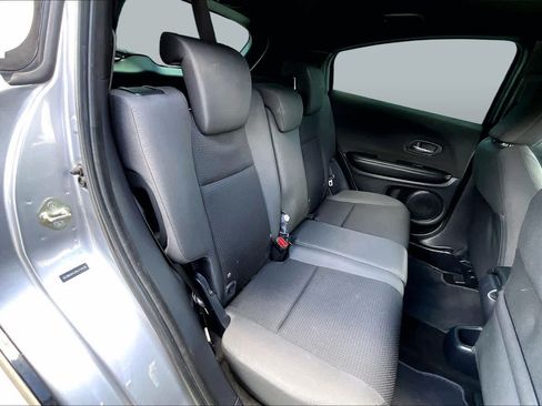 Used 2019 Honda HR-V Sport image 19