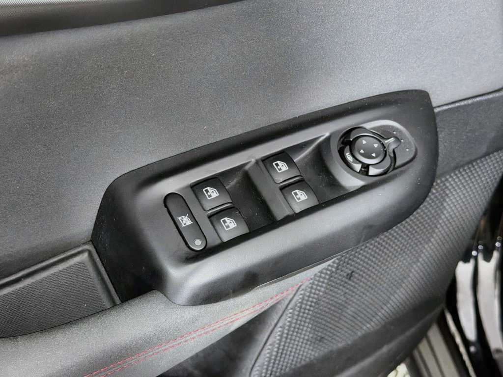 Used 2024 Dodge Hornet R/T w/ Tech Pack w/o Parking AWD/4WD image 17