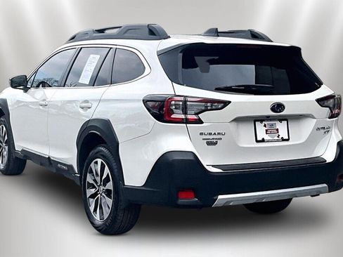 Certified 2025 Subaru Outback Limited XT image 4