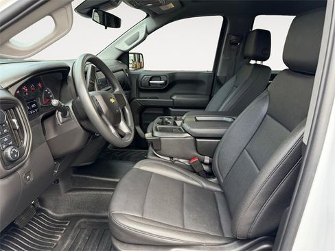 Used 2024 Chevrolet Silverado 1500 W/T image 9