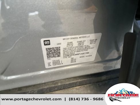 Used 2023 Chevrolet Traverse LS image 32