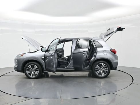 Used 2024 Mitsubishi Outlander Sport SE image 40