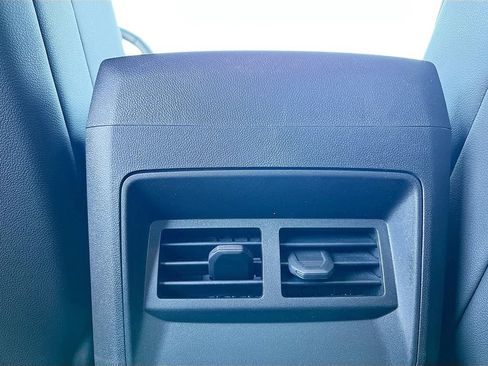Used 2025 Chevrolet Colorado Trail Boss AWD/4WD image 24