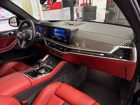 Used 2025 BMW X5 M Competition w/ Executive Package AWD/4WD image 17