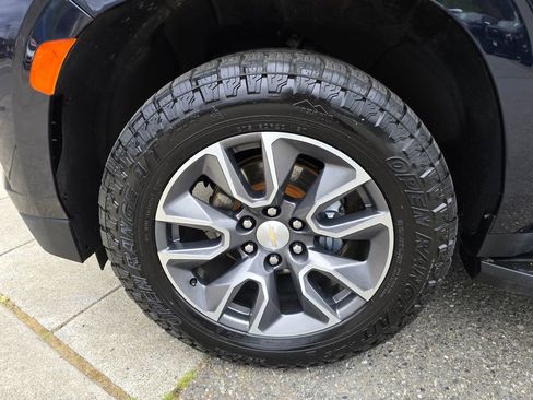 Used 2021 Chevrolet Tahoe LT w/ LT Signature Package AWD/4WD image 9