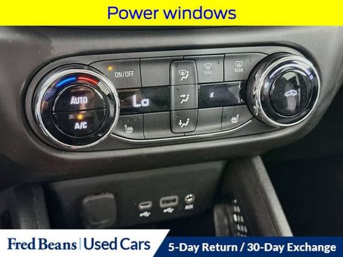 Used 2023 Chevrolet TrailBlazer LT w/ Convenience Package AWD/4WD image 19