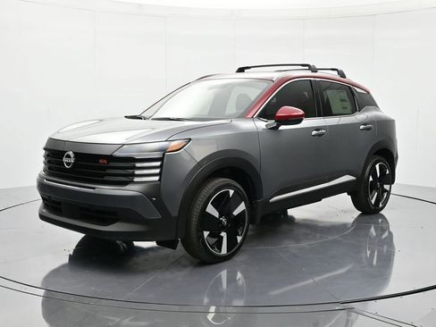 New 2026 Nissan Kicks SR w/ Cold Weather Package FWD image 1