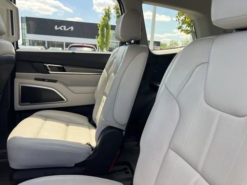 Used 2021 Kia Telluride EX w/ EX Premium Package AWD/4WD image 33