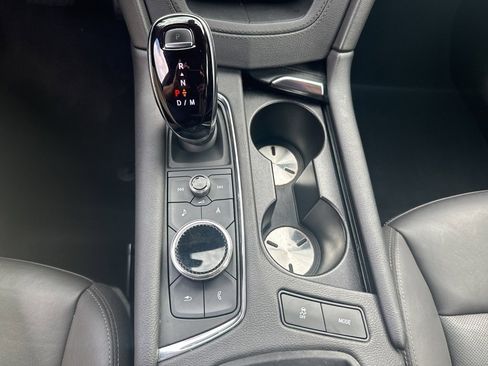 Used 2021 Cadillac XT5 Premium Luxury image 23