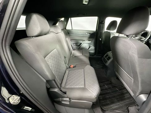 Used 2020 Volkswagen Atlas Cross Sport S image 25