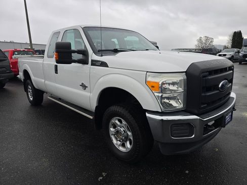 Used 2016 Ford F350 XL w/ XL Appearance Package image 3