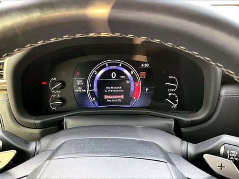 Used 2023 Lexus LX 600 4WD w/ Appearance Package image 21