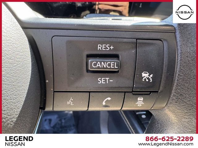 Certified 2025 Nissan Kicks SV AWD/4WD image 20