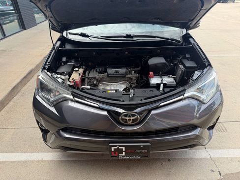 Used 2018 Toyota RAV4 XLE AWD/4WD image 22