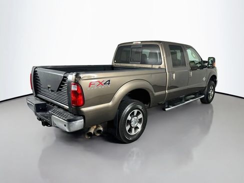 Used 2016 Ford F250 Lariat w/ Lariat Ultimate Package AWD/4WD image 7