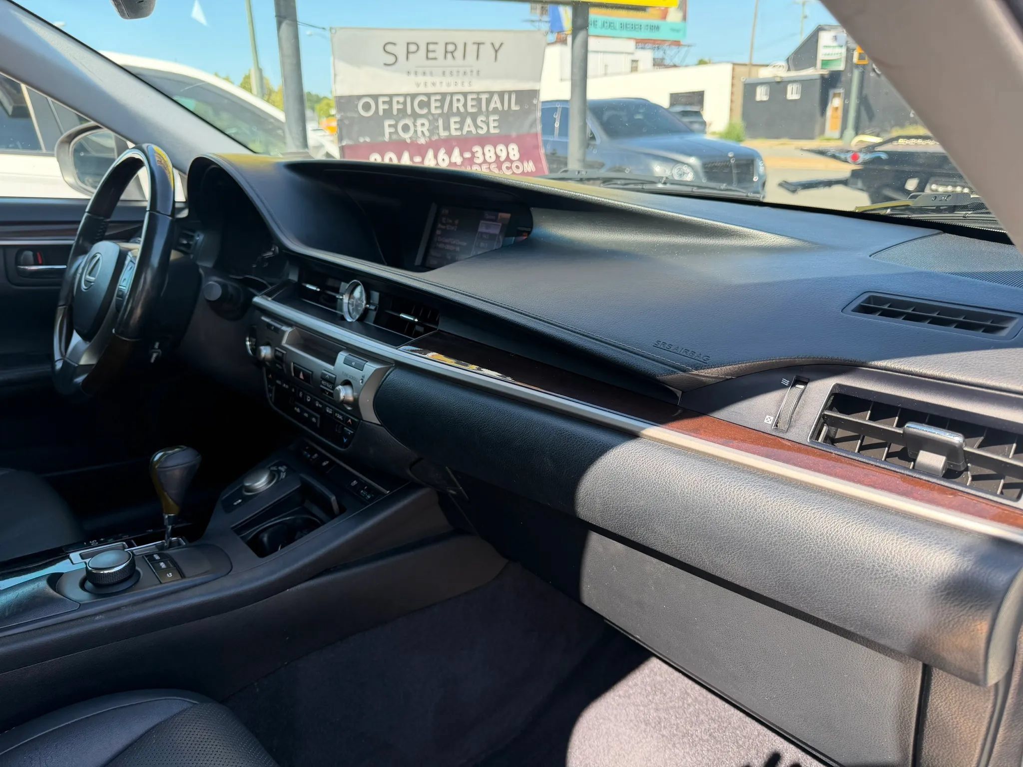 Used 2014 Lexus ES 350 w/ Premium Package FWD image 9
