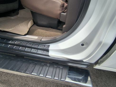 Used 2015 Chevrolet Silverado 2500 High Country w/ Duramax Plus Package image 23