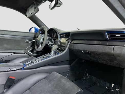 Certified 2016 Porsche 911 Carrera GTS RWD image 27