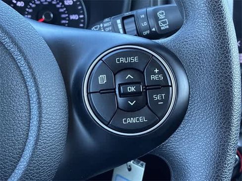 Used 2022 Kia Soul LX image 24