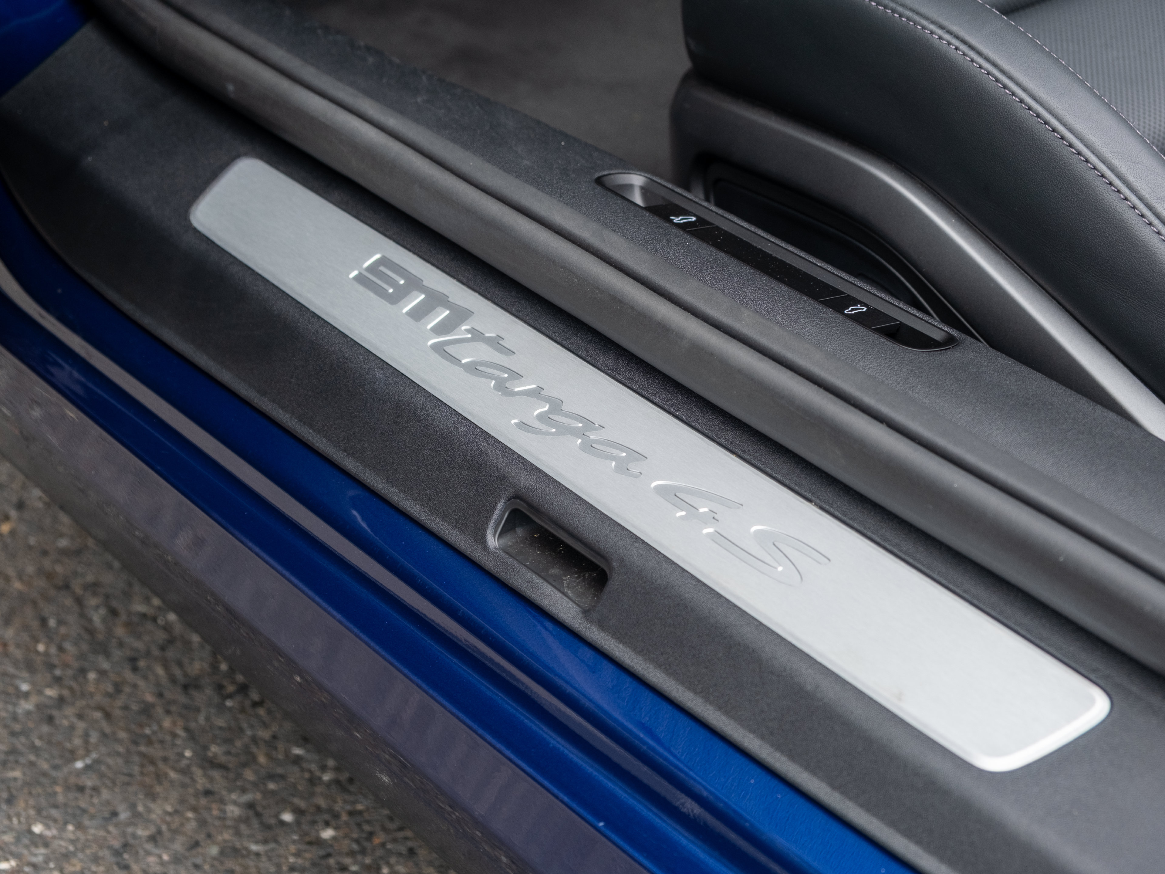 Certified 2024 Porsche 911 Targa 4S AWD/4WD image 41