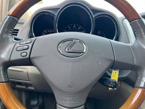 Used 2005 Lexus RX 330 AWD w/ Premium Plus Pkg image 17