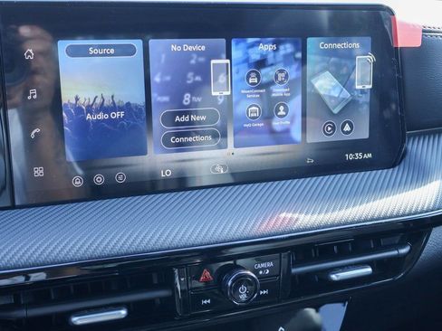 New 2026 Nissan Kicks SR image 3