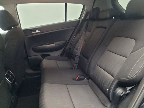 Used 2019 Kia Sportage LX image 18