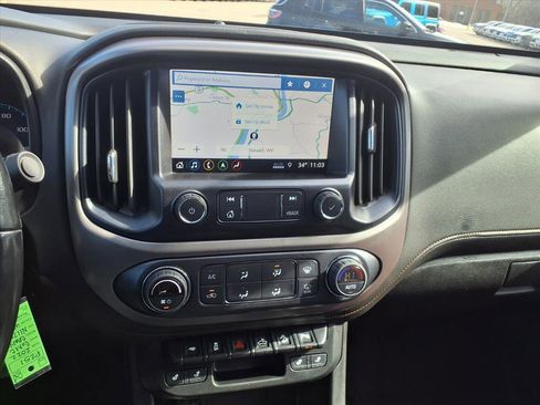 Used 2022 GMC Canyon AT4 image 22