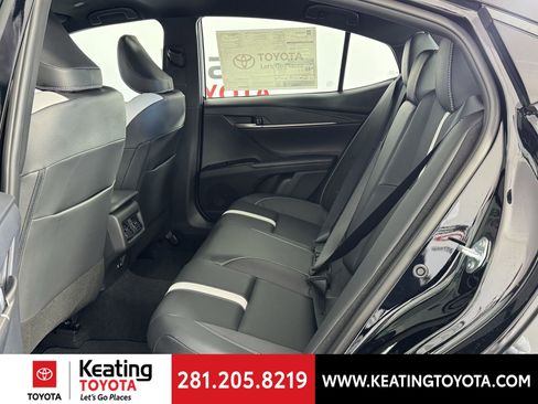 New 2026 Toyota Camry Hybrid image 6