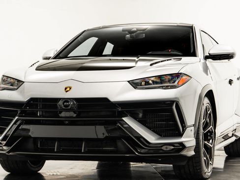 Used 2024 Lamborghini Urus Performante AWD/4WD image 5