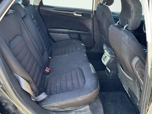 Used 2014 Ford Fusion SE w/ Equipment Group 201A image 21