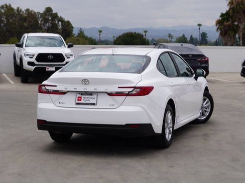 Used 2026 Toyota Camry LE FWD image 7