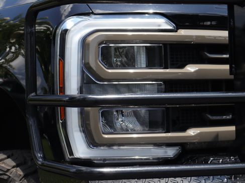 Used 2025 Ford F350 King Ranch AWD/4WD image 34
