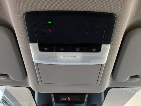 Used 2026 Nissan Rogue SL FWD image 18