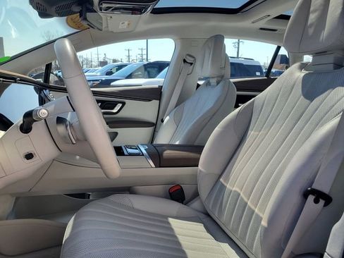 Used 2022 Mercedes-Benz EQS 450+ Sedan image 5