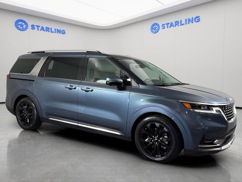 Used 2024 Kia Carnival SX Prestige image 12