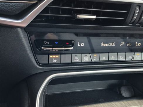 Used 2024 MAZDA CX-90 3.3 Turbo w/ Preferred Package image 40