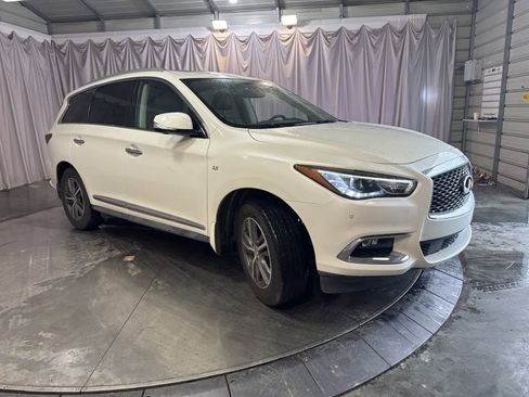 Used 2018 INFINITI QX60 FWD w/ Premium Plus Package image 3