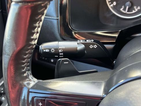 Certified 2024 Nissan Pathfinder SV image 24