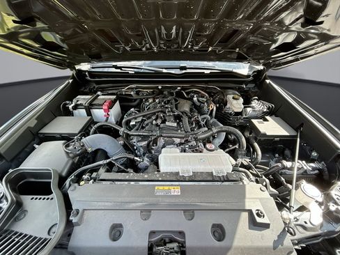 Certified 2025 Toyota Tacoma SR5 RWD image 32