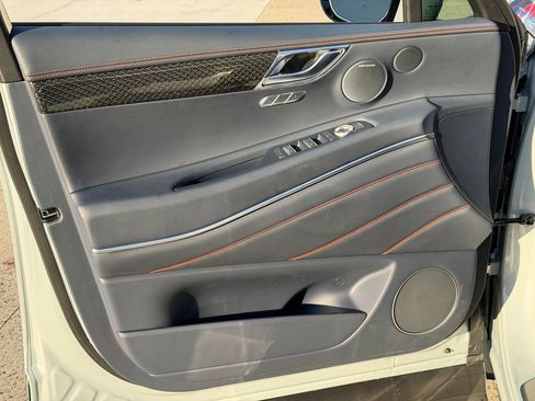 Used 2025 Genesis GV80 3.5T e-SC image 11