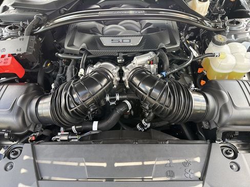 Used 2026 Ford Mustang Dark Horse RWD image 10