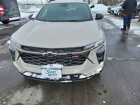 New 2026 Chevrolet Trax RS w/ Driver Confidence Package image 4