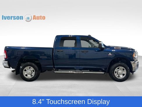 Used 2024 RAM 2500 Tradesman w/ Chrome Appearance Group AWD/4WD image 11