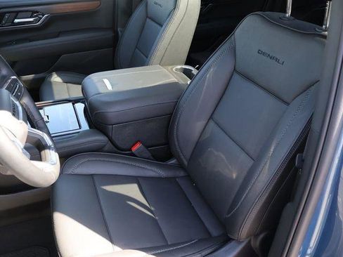 New 2026 GMC Yukon XL Denali w/ Sun & Power Step Package AWD/4WD image 67