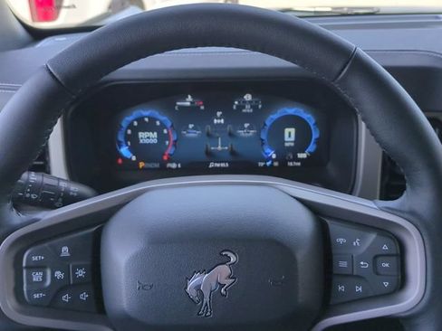 New 2026 Ford Bronco Outer Banks w/ Sasquatch Package AWD/4WD image 28